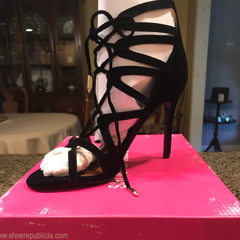 Shoe Republic LA heels